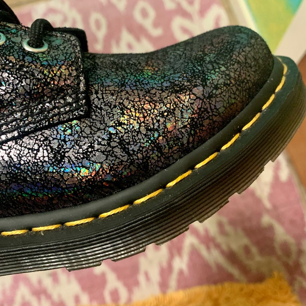 Dr. Martens 1460 Pascal iridescent crackle boots